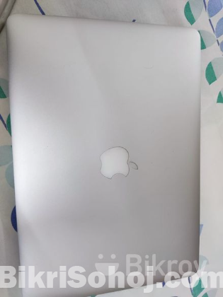 Apple Macbook Air Core I5